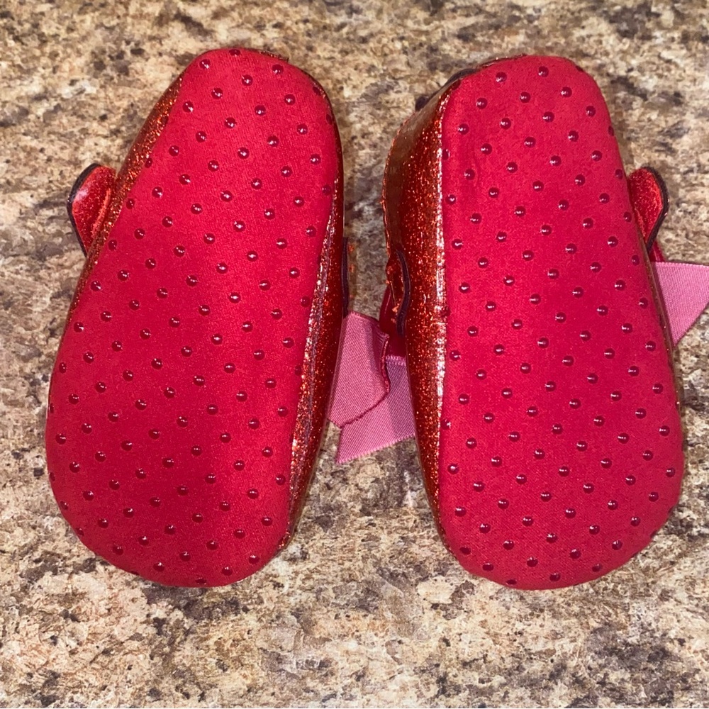 Baby Ruby Red Glitter Sparkle Shoes with bows - Size 6-9 M - Picture 3 of 6